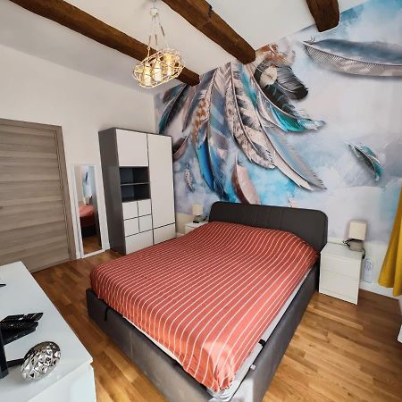 Appartement Apart Sofia Lion Bridge 2Bdr Self Check In Extérieur photo